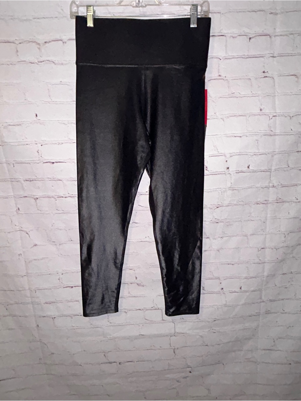 Carbon38 Legging in Takara Shine size M NWT
